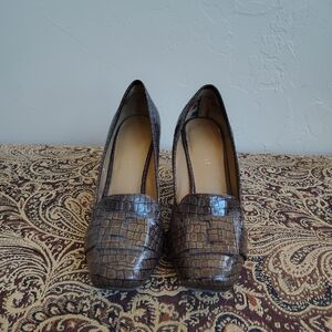 Women's Nine West Brown Crocodile Print Square Toe Block Heel Pumps 7M